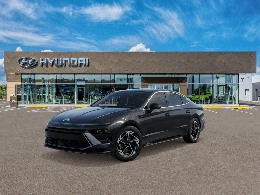 2026 Hyundai SONATA SEL Sport in Abyss Black — front three-quarter view